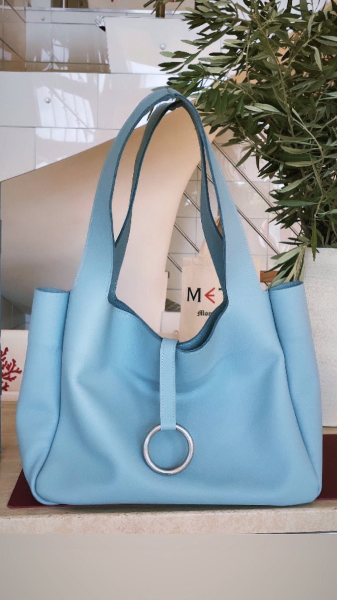 The Kiss and Fly Purse, Blue Leather